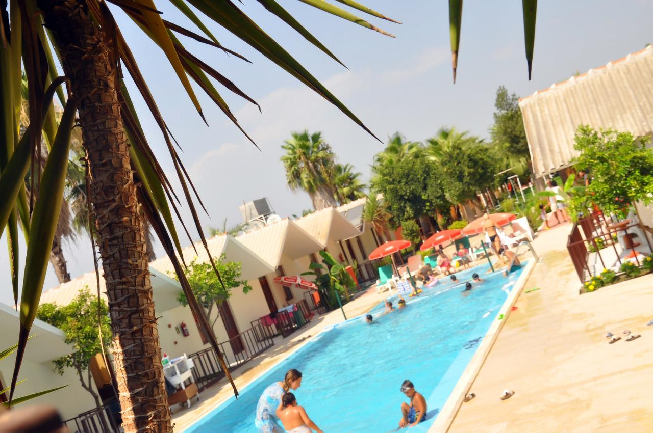 Dream Park Bungalow Titreyengol Luaran gambar