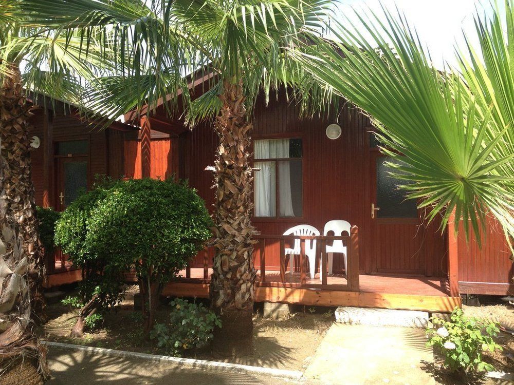 Dream Park Bungalow Titreyengol Luaran gambar