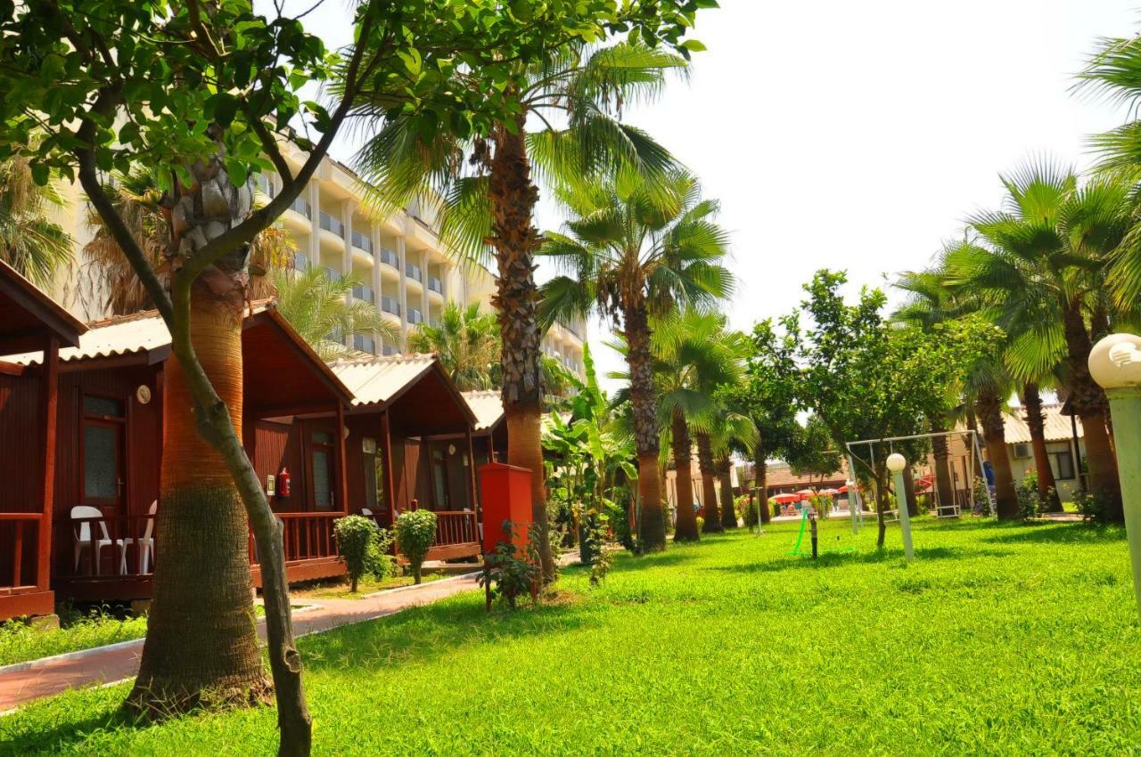 Dream Park Bungalow Titreyengol Luaran gambar