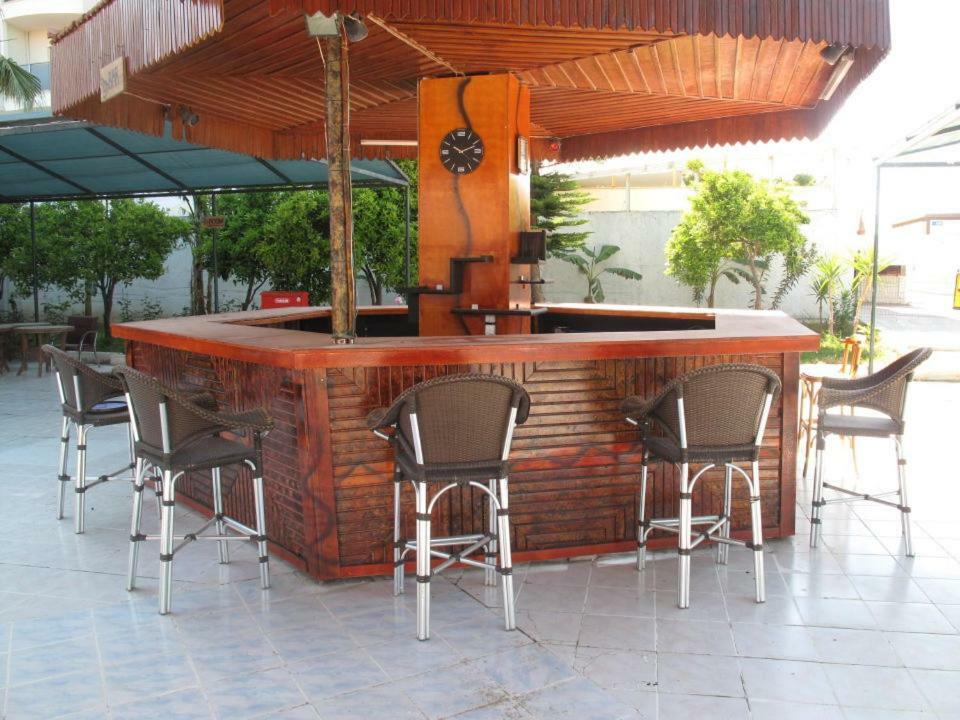 Dream Park Bungalow Titreyengol Luaran gambar