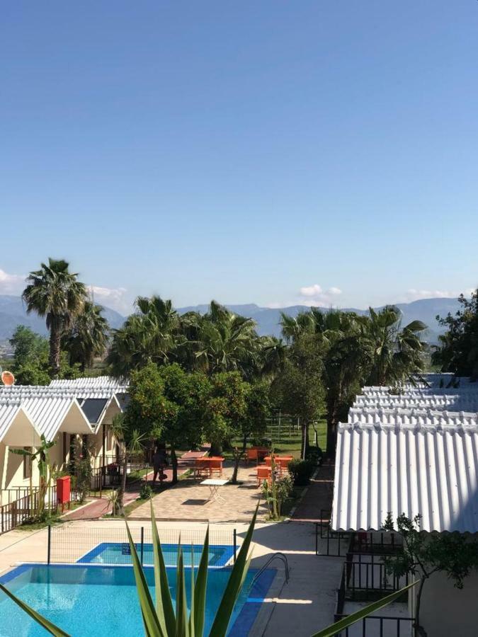 Dream Park Bungalow Titreyengol Luaran gambar